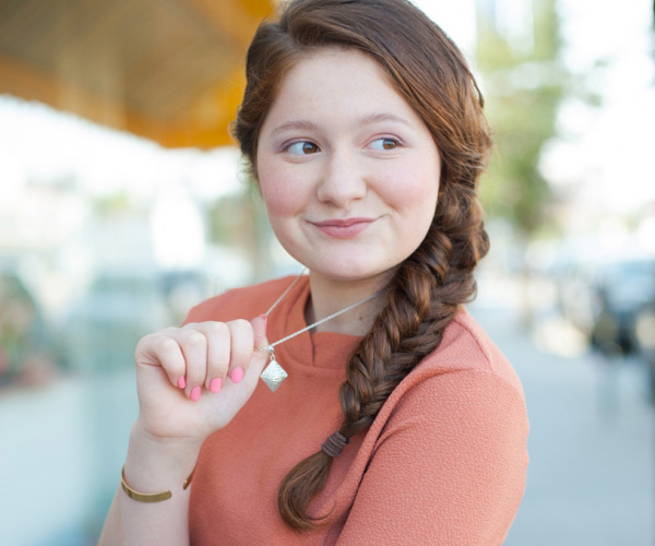 Emma Kenney has had quite the season playing Debbie Gallagher on Showtime&#39;s addictive, over-the-top, comedy, SHAMELESS. We&#39;ve seen her character grow so ... - 600full-emma-kenney