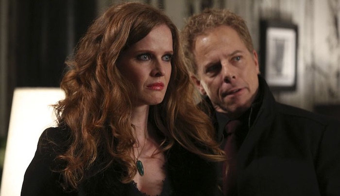 ONCE UPON A TIME Sneak Peeks: Continues to Manipulate Zelena the TV addict